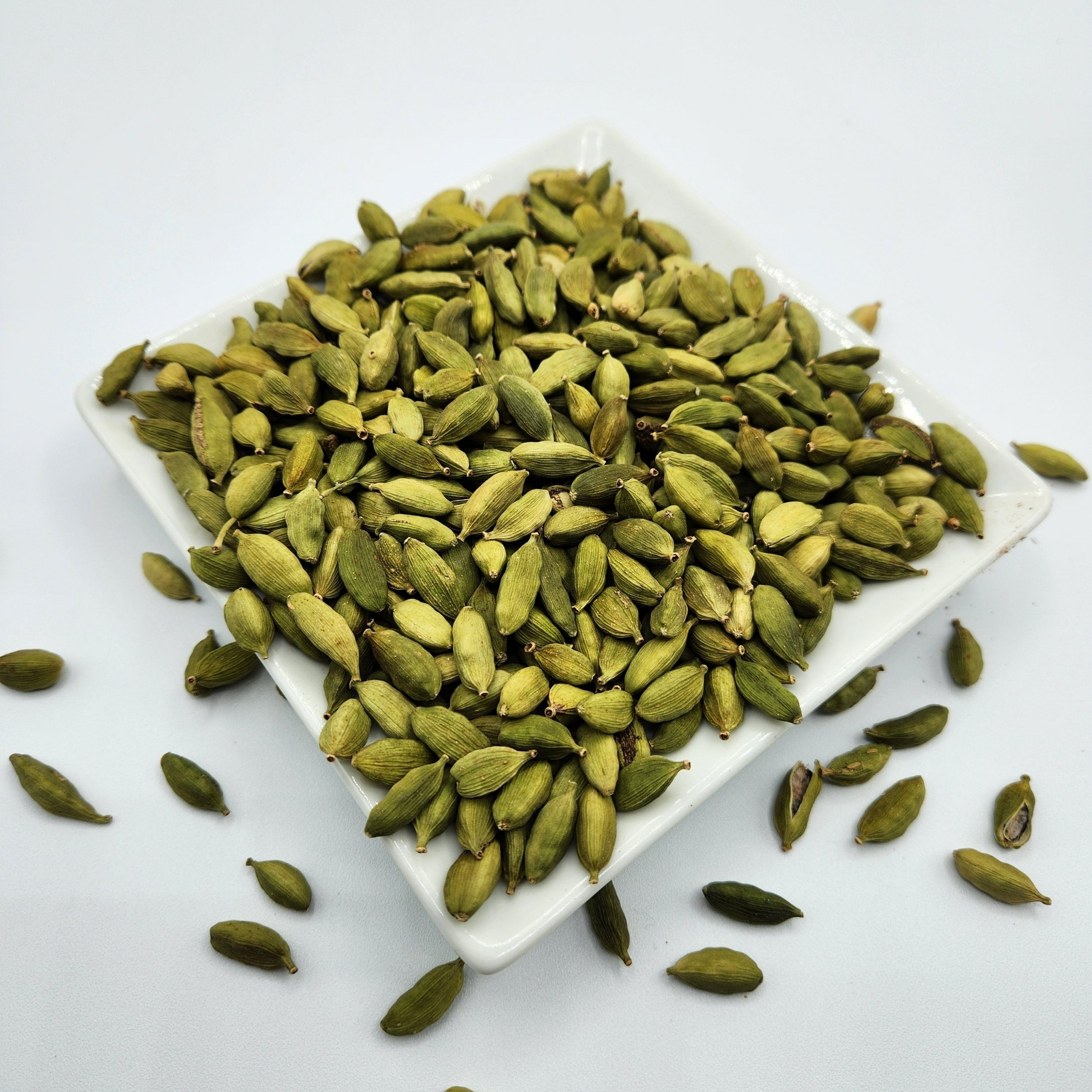 Green cardamom